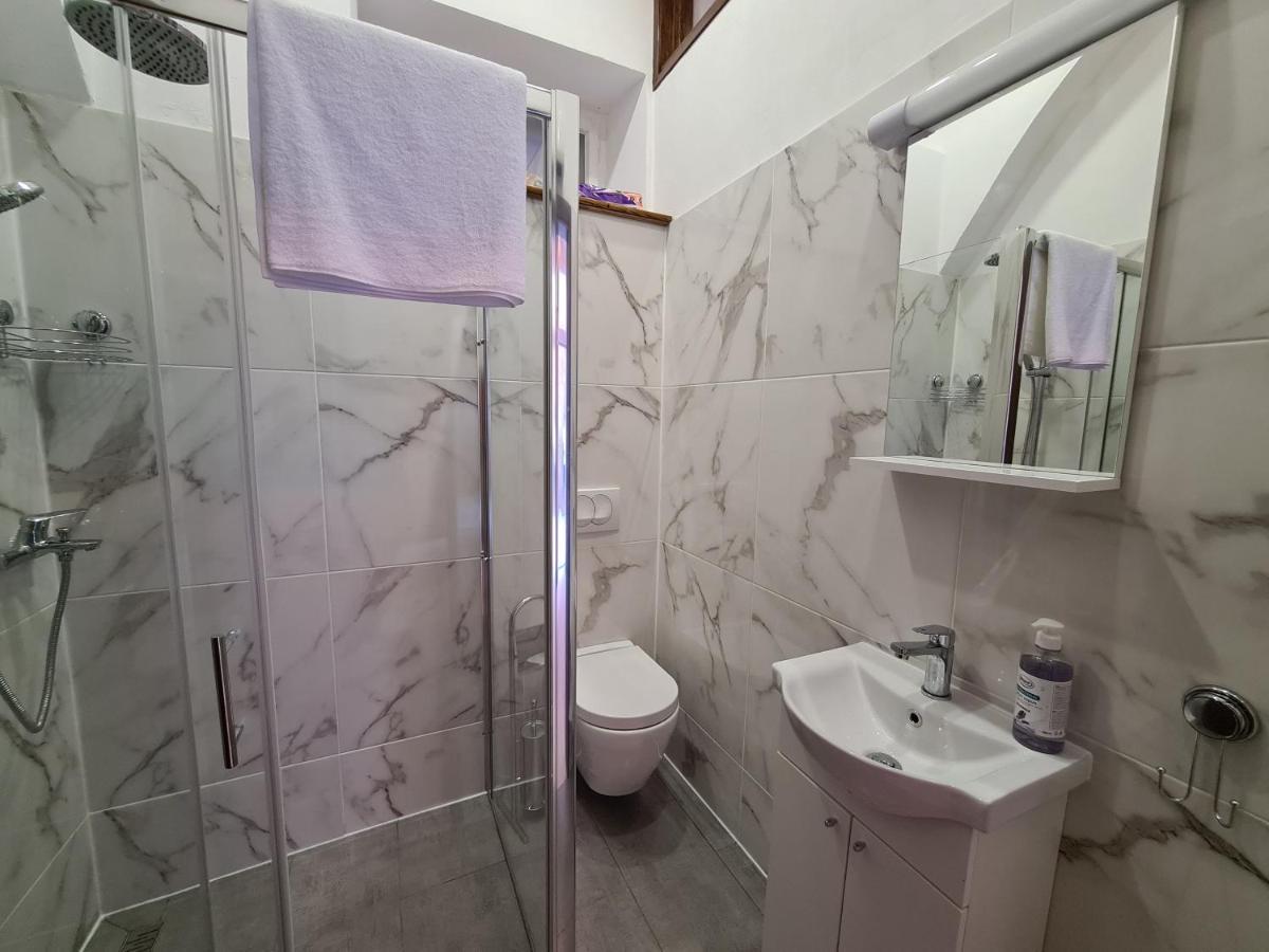 Mistique Apartment ชิเบนิก ภายนอก รูปภาพ